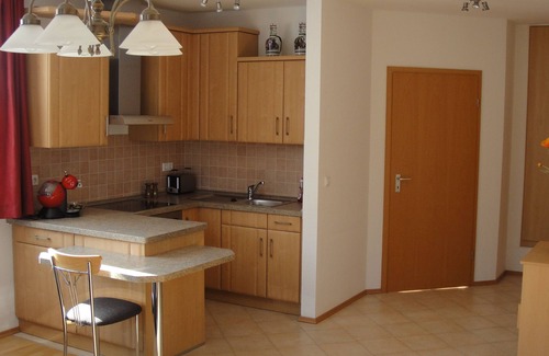 Wilkau-Haßlau Apartment | Apartment with balcony and parking space
