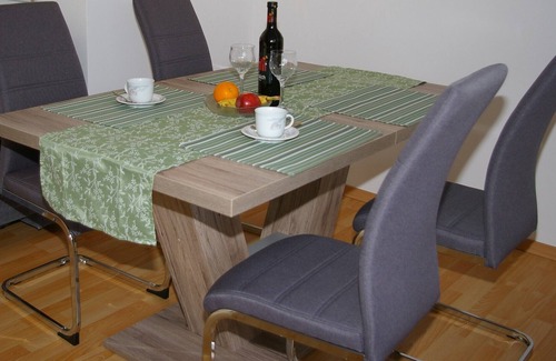 Imsterberg Apartment | Apartment with balcony and mountain views