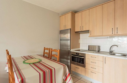 Hendaye Apartment | Apartment with Balcony and Parking in Hendaye