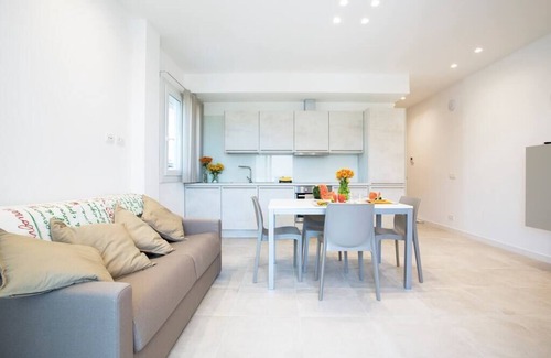 Marina di Modica Apartment | Apartment with Balcony