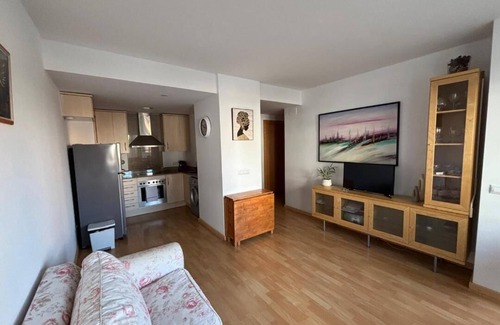 Roses Apartment | Apartment with direct access to the pool and 3 minutes from the beach! Close to all amenities!