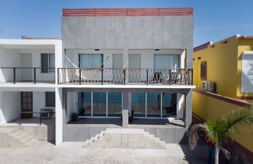 San Carlos Apartment | Apartment with exclusive access to San Carlos Beach