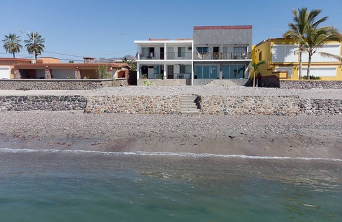 San Carlos Apartment | Apartment with exclusive access to San Carlos Beach