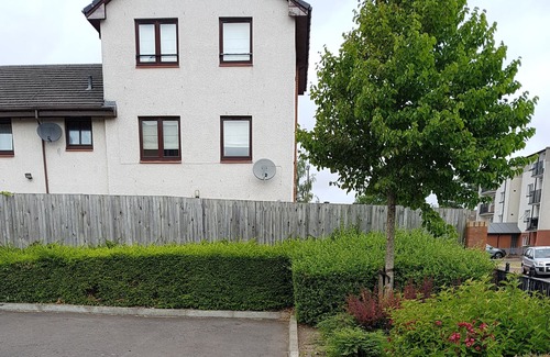 Blackburn Apartment | Apartment with Free parking & WI-FI in a Good and quite Location.