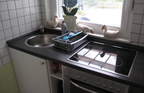 Roffhausen Apartment | Apartment with garden in Schortens - cozy, quiet and yet central