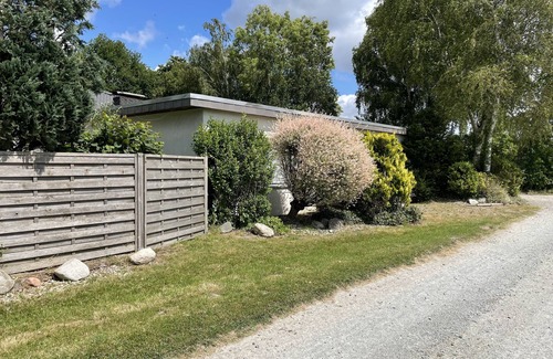Roffhausen Apartment | Apartment with garden in Schortens - cozy, quiet and yet central
