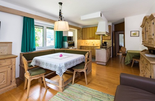 Ortisei House | Apartment with garden in the center