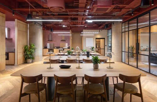Fairfield Apartment | Apartment with Workspace and Sky Library