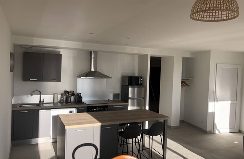 Granville Apartment | Apartment with harbour view - Granville