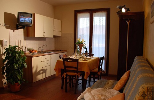 Riotorto Apartment | Apartment with pool in Vignale Riototo