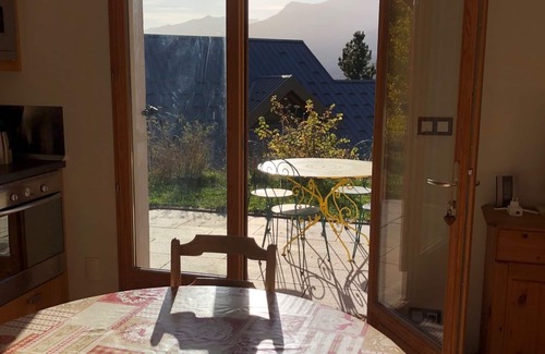 Briancon Apartment | Apartment with its own gondola, in a chalet with mountain views