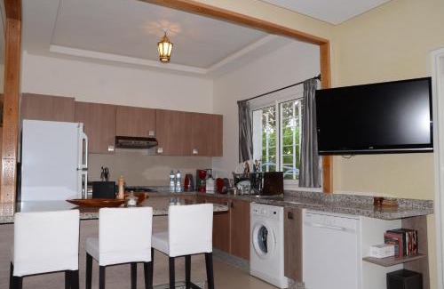 Fes Apartment | Apartment with large terrace and pool