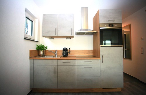 Ueberlingen Apartment | Apartment with partial lake view