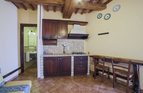 Bovara Apartment | Apartment with pool 20 minutes' drive from Assisi's historic center