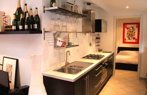 Bordighera Apartment | Apartment with Private Park