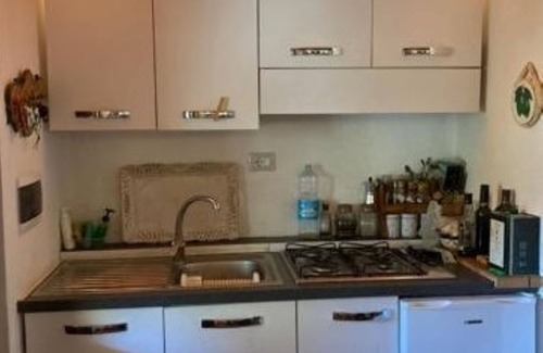 Scarlino Apartment | Apartment with private garden near the forest and 4km from the sea