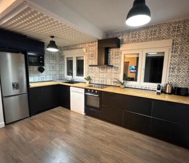 El Ejido Apartment | Apartment with private rooftop and cinema room