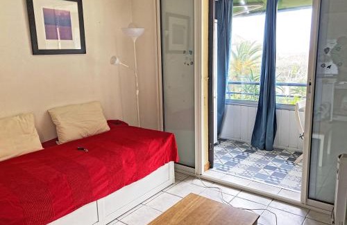 Les Sablettes Apartment | Apartment with Sea View