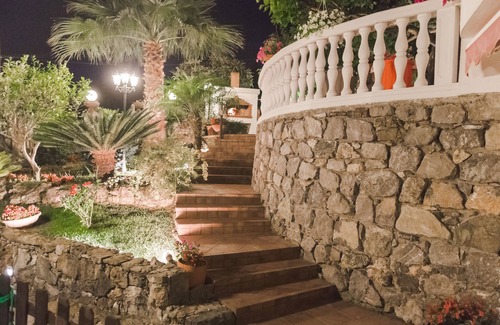 Villammare Apartment | Apartment with sea view