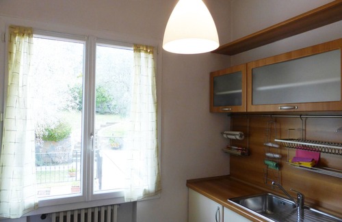 Artallo Apartment | Apartment with sea view, modern equipment, WiFi, private parking