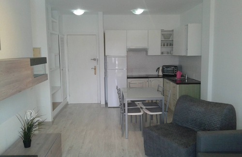 Playa Paraiso Apartment | Apartment with swimming pool and sea view