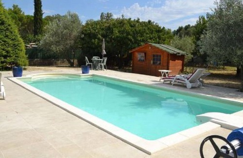 Roaix Apartment | Apartment with swimming pool