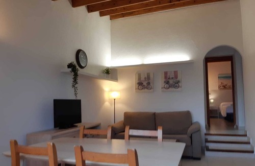 Los Delfines Apartment | Apartment with terrace and pool