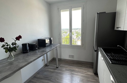 Quimper Apartment | Apartment with view of Quimper