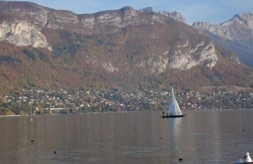 Annecy Old Town Apartment | Apartment with view of the lake and close to the old town