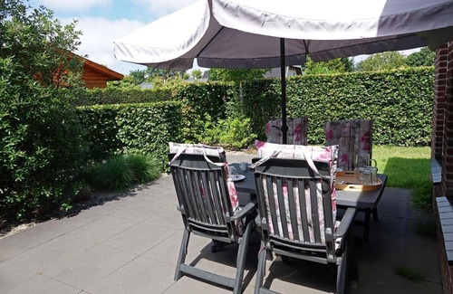 Egmond-Binnen House | Apartment with west-facing garden for 4 people, Holiday home, Egmond, Alkmaar, Beach