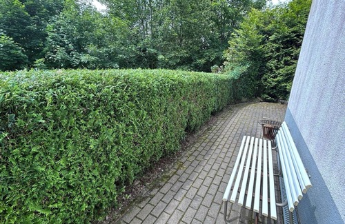 Oberhof Apartment | Apartment 'Wohnung 2' with Private Terrace and Wi-Fi