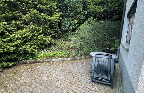 Oberhof Apartment | Apartment 'Wohnung 2' with Private Terrace and Wi-Fi