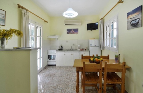 Termenades Apartment | Apartment Yiannis 2 Agios Georgios Pagoi Corfu