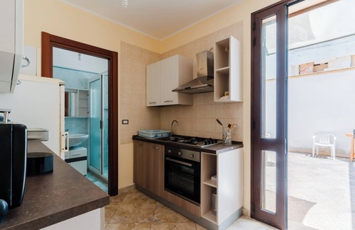 Nardo Apartment | Apartment 'Zio Gianni' with Private Garden and Balcony