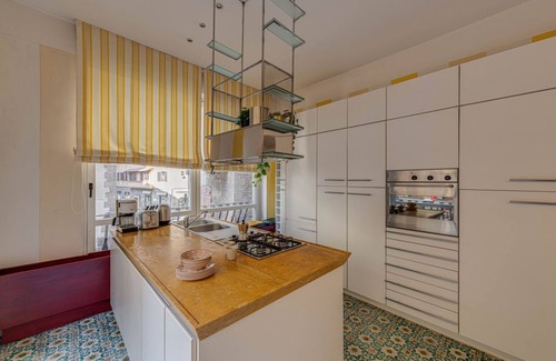 Oltrarno Apartment | Apartments Florence- Golden Tower with View