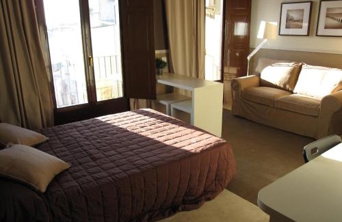 La Ribera Apartment | Apartments HHB