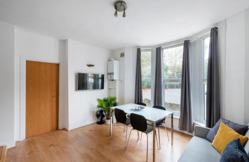 Tulse Hill Apartment | Apartments in Brixton next door to Brockwell Park