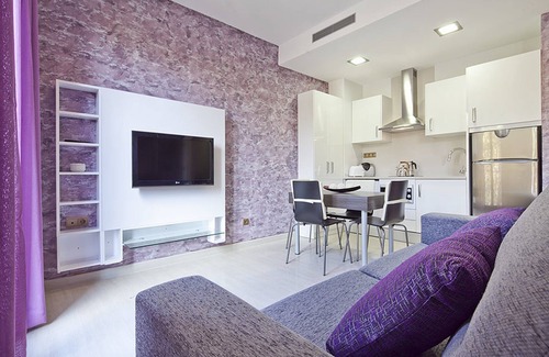 Gothic Quarter Apartment | Apartments Ramblas 108