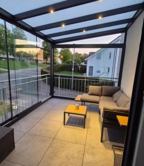 Sondelfingen House | Apartments Seibel Doppel-Zweibettzimmer mit Küche und Wintergarten