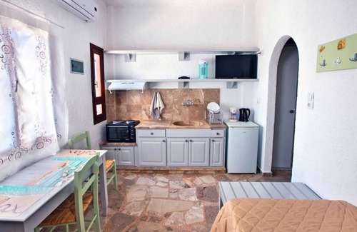 Ferma Apartment | Apartments with garden view1