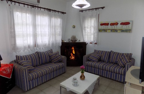 Rigas Feraios Municipality Apartment | ApartmentVeneto No 2