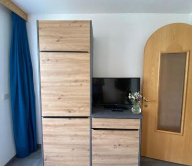 Pfunds Apartment | Aparts Handle und Haus Bergblick