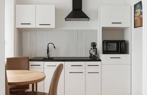 Wildflecken House | Apollo Apartment - Centrally located modern apartment for travelers & families.