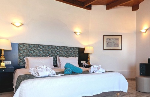 Malevizi Hotel | Apollonia Beach Resort & Spa