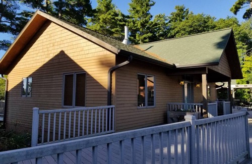 Bayfield House | Apostle Pines #4 @ Apostle Highlands Golf Course