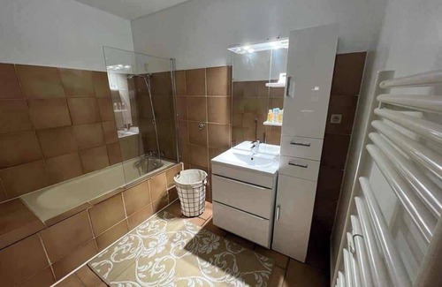 Hyeres Apartment | App Idéal Famille Plain Pied 8 min de la Plage