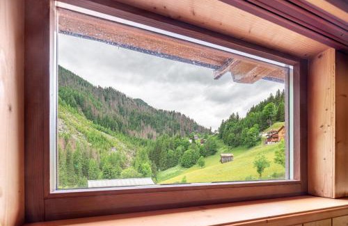 Livinallongo del Col di Lana Apartment | Appartamento La Mirandola Blu
