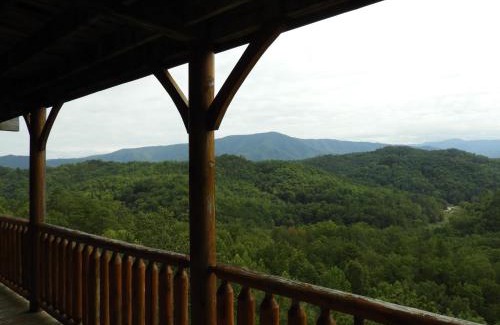 Gatlinburg - Pigeon Forge House | Appalachian Villa
