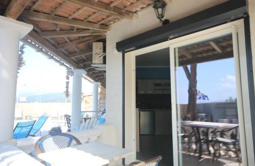 Saint-Florent Apartment | Appart Bleu Azur Piscine chauffée