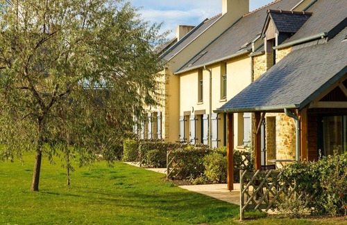 Cancale Condo | Appart Charmant, Kitchenette | Wi-Fi Disponible
